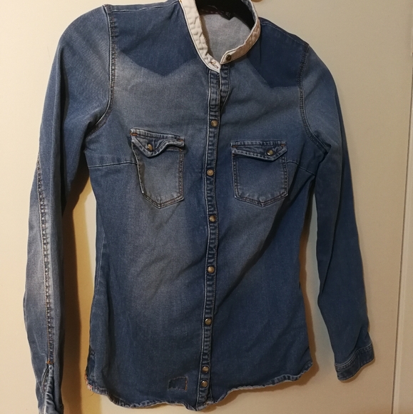 Zara Button Long Sleeves Jean Shirt - Picture 1 of 4